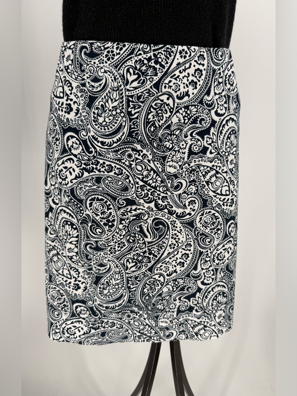 Talbots Black & White Paisley Pencil Skirt Women’s Size 12